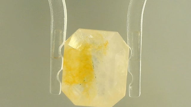 Yellow Sapphire 4.24 Carats — video
