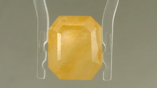 Burma Yellow Sapphire 8.06 Carats — video