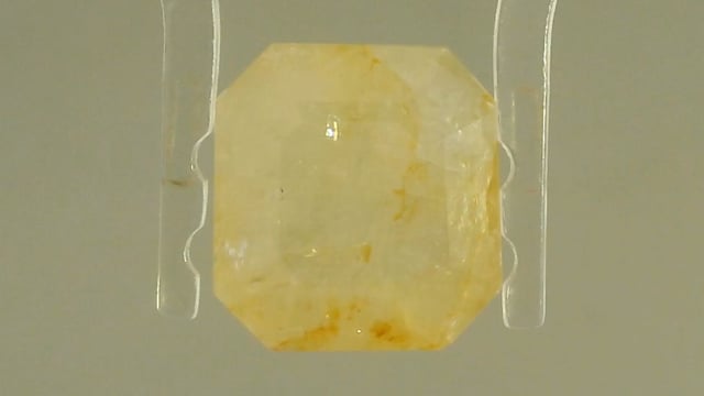 Burma Yellow Sapphire 7.9 Carats — video