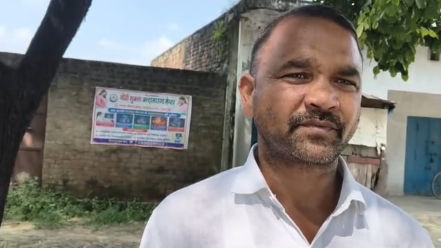 गुजवर गांव में खलिहान की जमीन खाली कराने पहुंची राजस्व टीम के सामने विवाद, जेसीबी लेकर लौटी #latest_news