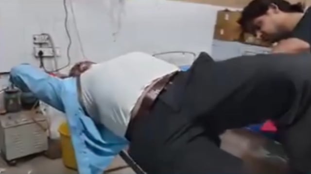 पानीगांव रोड़ पर बाइक सवारों में हुई टक्कर के बाद अज्ञात बाइक सवार लोगों ने की मारपीट।
