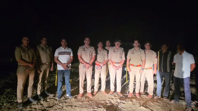 मथुरा में आधी रात पुलिस का बड़ा एक्शन! अपहरण और फिरौती मांगने वाले दो आरोपी मुठभेड़ में गिरफ्तार!