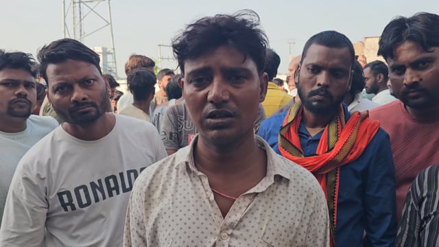 मोबाइल टावर पर चढ़ी किशोरी, मचा हड़कंप; प्रेम प्रसंग से जुड़ा बताया जा रहा मामला