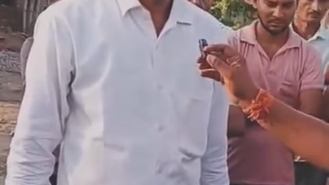तहसील खतोंली  क्षेत्र के बिहारीपूर ग्राम प्रधान ठेकेदार से मांगता गाँव में काम करने पर 15 % कमिशन