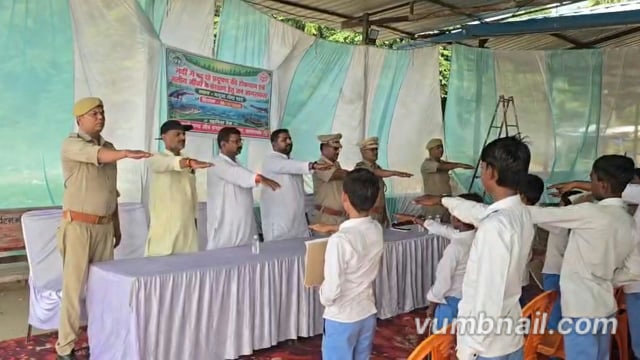 मां गंगा को स्वच्छ रखने के लिए दिलाई कसम,चलाया जन जागरुकता अभियान 