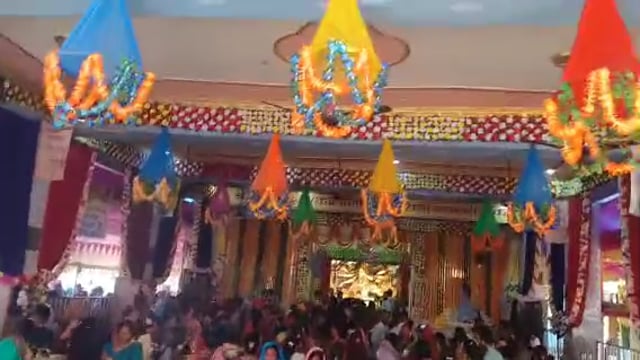 आज रजौन प्रखंड अंतर्गत पूनीशिया बाजार दुर्गा काली मंदिर प्रांगण मेंभक्तों का जलसा लाभ उमर पाड़ा