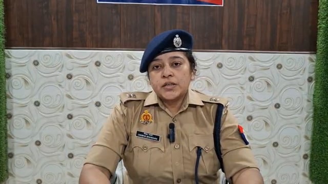 थाना कटरा क्षेत्रान्तर्गत कस्बा कटरा के मोहल्ला तहबरगंज में पुरानी मुकदमेबाजी को लेकर मारपीट में एक व्यक्ति की मृत्यु एवं दो व्यक्तियों के घायल होने व पुलिस कृत कार्यवाही के सम्बन्ध मे  अपर पुलिस अधीक्षक ग्रामीण, शाहजहाँपुर  की बाइट।