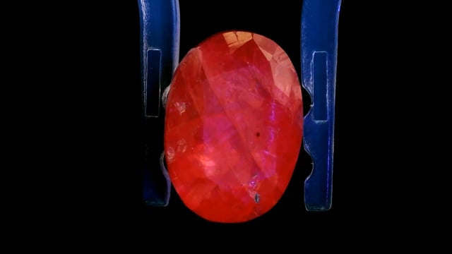 Mozambique Ruby 4.42 Carats — video