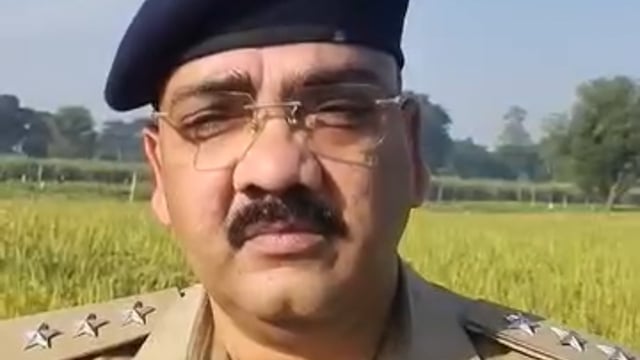 अम्बेडकरनगर मालीपुर के आजनपारा गांव में खेत में मिले पति-पत्नी के शव, इलाके में सनसनी,
सुनिए क्या कुछ कहते हैं CO जलालपुर।