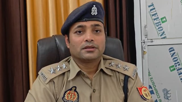 थाना वजीरगंज क्षेत्रांतर्गत मूर्ति विसर्जन के दौरान हुई मार्ग दुर्घटना में इलाज के दौरान दो लोगों की मृत्यु हो जाने के 