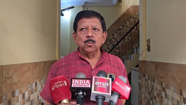 सिद्धार्थनगर: बढ़नी में डीजे के तेज शोर के बीच दो दिन की नवजात बच्ची की मौत, परिजनों ने जांच की मांग की