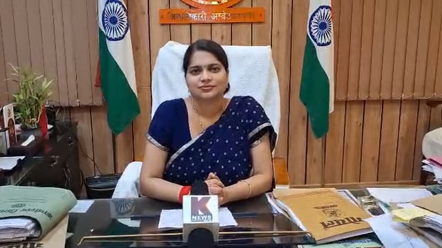 अंबेडकरनगर
PET परीक्षा को लेकर DM ईशा प्रिया की सक्रियता
9,816 अभ्यर्थियों के लिए पुख्ता इंतजाम के निर्देश
23 केंद्रों पर तीन दिन में होगी परीक्षा, निष्पक्षता और अभ्यर्थियों की सुविधाओं पर जिलाधिकारी का विशेष जोर
सुनिए क्या कहती है जिलाधिकारी ईशा प्रिया