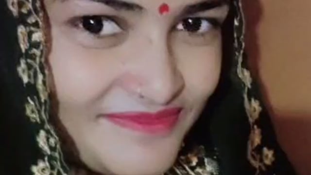चोंमुहा में दहेज की बलि चढ़ी शीतल ₹500000 और बुलेट की मांग को लेकर प्रताड़ना का, आरोप,,