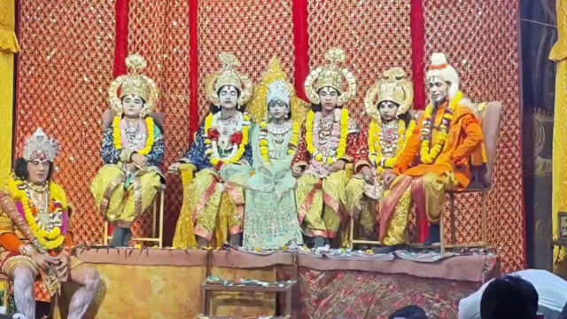 . मथुरा के मांट में सजा रामदरबार, प्रभु श्रीराम के राज्याभिषेक पर उमड़ा श्रद्धालुओं का,जन सैलाब,,
