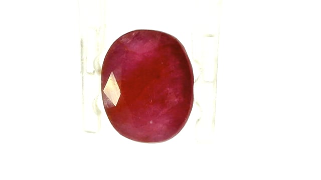African Ruby 3.37 Carats — video