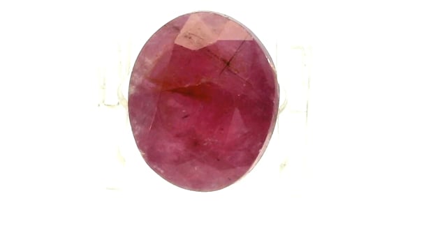 African Ruby  5.54 Carats — video