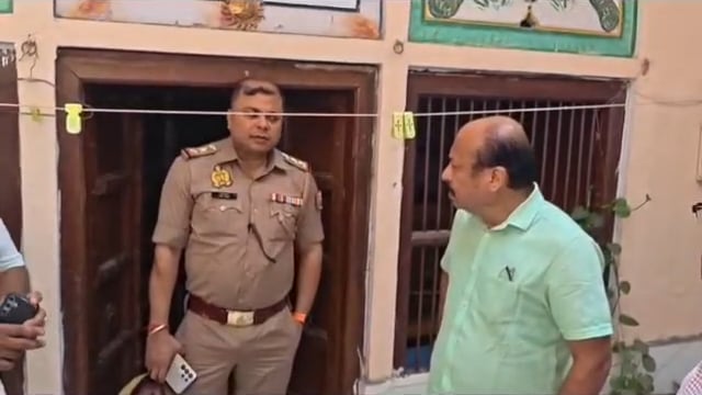 मथुरा में चुना कंकड़ में महिला की संदिग्ध मौत, आखिर कैसे गई जान? जांच में जुटी, पुलिस,,
