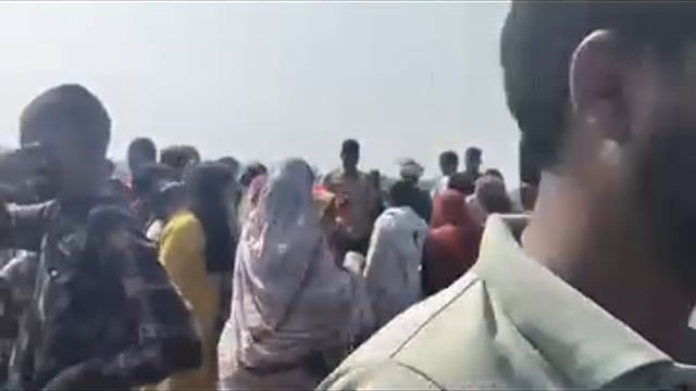 अंबेडकरनगर जिले के जहांगीरगंज थाना क्षेत्र के भौंरा गांव में रविवार को एक 13 वर्षीय किशोर कृष्णा मौर्य (पुत्र गंगाराम मौर्य) का शव तालाब से मिलने पर इलाके में सनसनी।