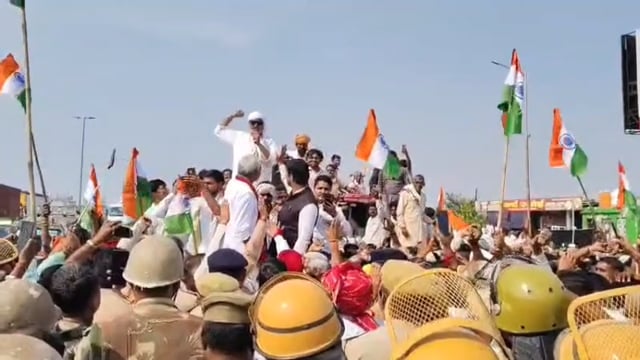 छाता में किसानों का महा-आंदोलन! ट्रैक्टर मार्च पर पुलिस का पहरा, प्रशासन से तीखी भिड़ंत—अब 30 अक्टूबर को आर-पार की वार्ता!