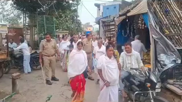 मथुरा अघोई अष्टमी पर राधा कुंड में उमड़ेगा आस्था का सैलाब, प्रशासन ने सभाली कमान,अतिक्रमण पर, चला अभियान,,