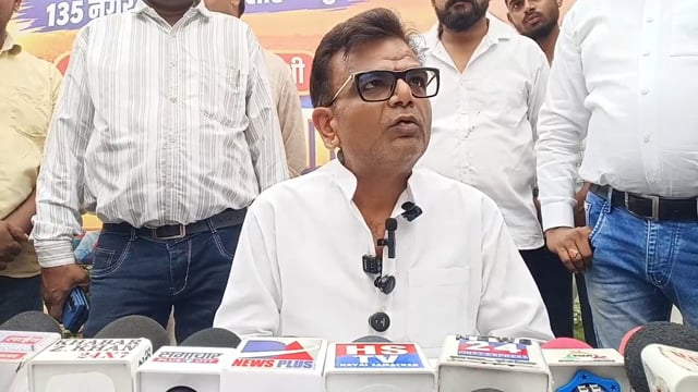 वित्त मंत्री सुरेश कुमार खन्ना की सीट से दावेदारी समाज से भी विनय अग्रवाल ने 2027 चुनाव की की घोषणा