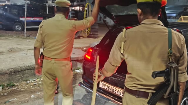 अमेठी प्रशासन दिखा एक्टिव मोड मे अमेठी के पुलिस अधीक्षक सरवणन टी एवं नवागत क्षेत्राधिकारी श्वेताभ भास्कर के निर्देशन पर 