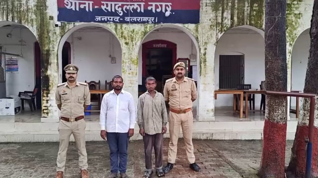 थाना सादुल्ला नगर पुलिस द्वारा एक मंदबुद्धि लड़के की गुमशुदगी की सूचना पर सकुशल बरामद किया