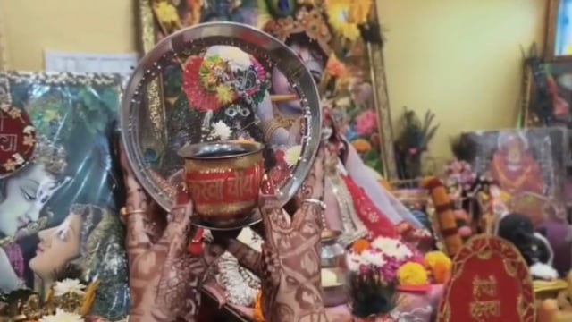 देवी इंदुलेखा ने जग प्रसिद्ध बांकेबिहारी के लिए रखा करवाचौथ का दूसरा व्रत