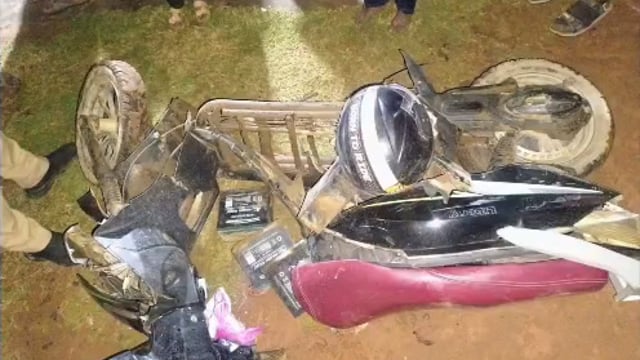 नौहझील के क्योंलना  मोड़ के पास अज्ञात वाहन ने  स्कूटी में मारी टक्कर, युवक घायल,,