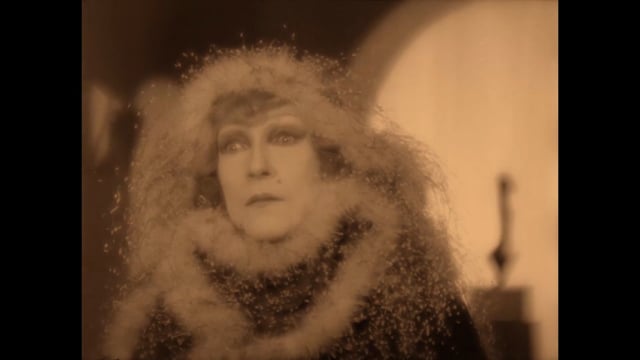 L‘INHUMAINE