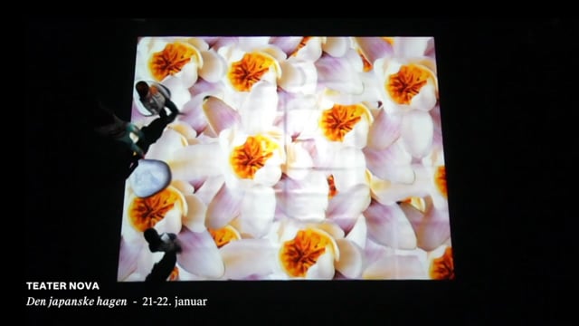 Simone Med Barn Pa Blad@ Thomas Moss