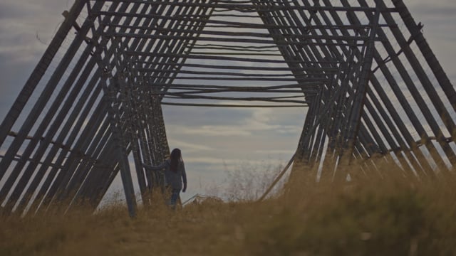 Girl with a fish necklace (Nieiddaš ja guollečikŋa) teaser for short film