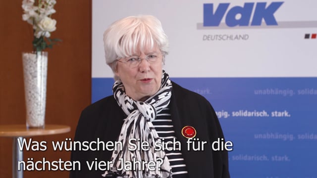 2 Fragen an die neue VdK-Ehrenpräsidentin Ulrike Mascher