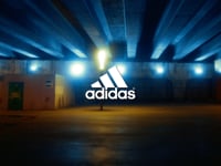 Adidas -Paris La nuit