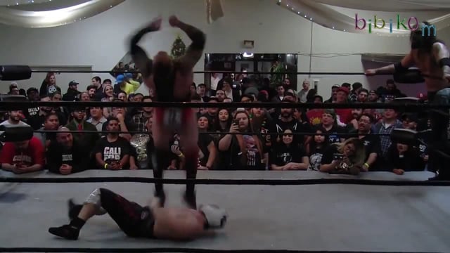 Bar Wrestling 7: A Christmas Special