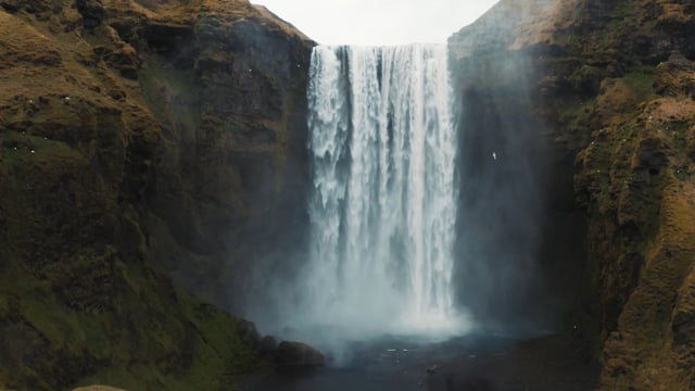 Beyond the Lighthouse – Iceland 4K · Natuur