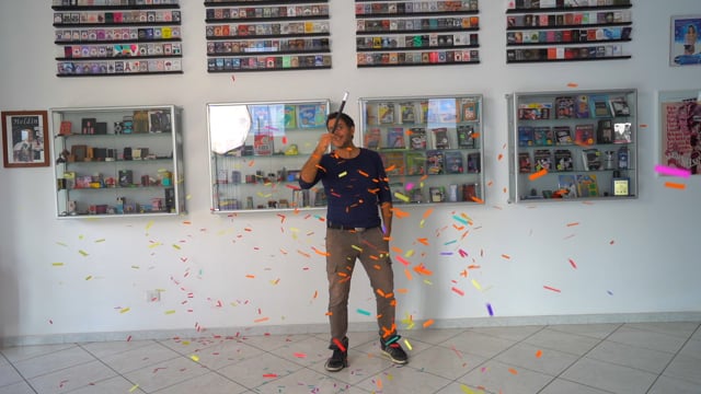 Video Confetti Wand - With Confetti