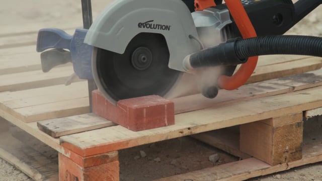 Elektrická pila na beton (rozbrušovačka) R230DCT Evolution - Ø 230mm, 2000 W, vč. kotouče na beton