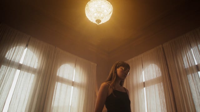 N&eacute;e Pauline - I Am Leaving