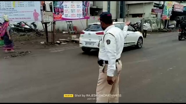 वाहतूक पोलिसांची तासगांव शहरात कार्यवाही