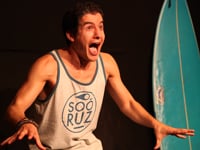 one man show "Le tour du monde en 180 vannes"