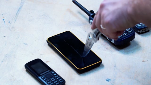 Кадр из работы Courage Films: Ситилинк: Смартфон Poco X3 Pro. Обзор для Citylink