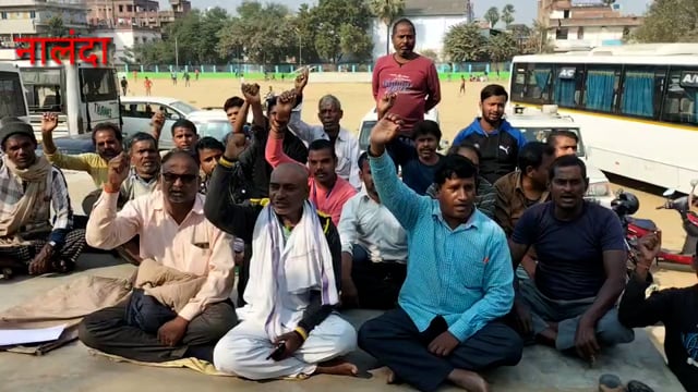 यातायात लाइट सुविधा के नाम पर फुटपाथों को उजाड़ना बंद करें जिला प्रशासन रामदेव चौधरी
