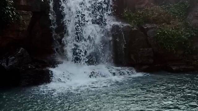 गुडेम नजीकच्या सिपेल्ली गावाजवळील धबधबा त्या ठिकाणी लोकांचा प्रतिसाद...!