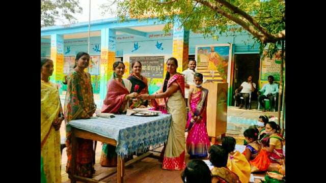 तालुक्यात सावित्रीबाई फुले यांची जयंती विविध ठिकाणी साजरी