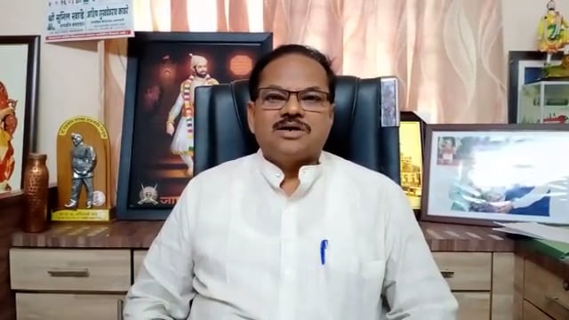 माजी कृषिमंत्री डॉ.अनिल बोंडे यांची पालकमंत्री ॲड यशोमती ठाकूर यांचा सल्ला