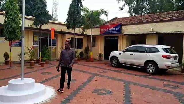 अवैध दारू सह दोघे जण ताब्यात दिघंची झरे रस्त्यावरील एचपी पेट्रोल पंप समोरील घटना