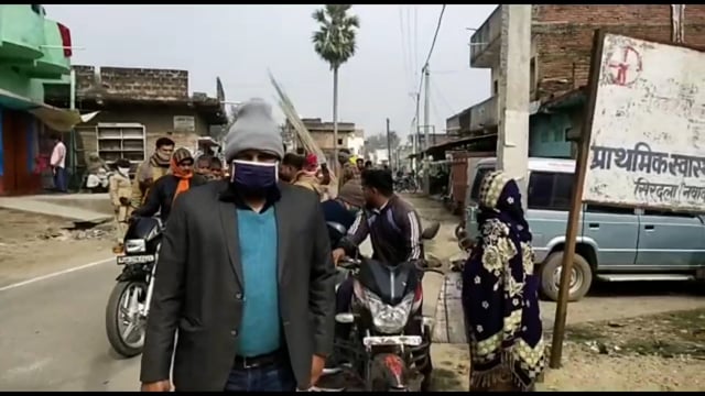 सिरदला प्रखंड के विभिन्न स्थानों पर चलाया गया मास्क जांच अभियान वसूला गया जुर्माना