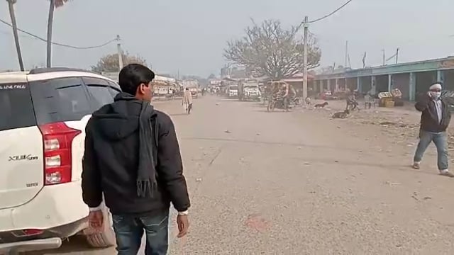 वारिसनगर प्रखंड के बाजार समिति में लगा है कचरे का अंबार ,प्रशासन लापरवाह