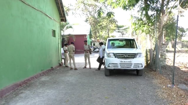 2 अस्वलांच्या हल्ल्यात युवा शेतकरी गंभीर जखमी,चांधई शिवारातील घटना